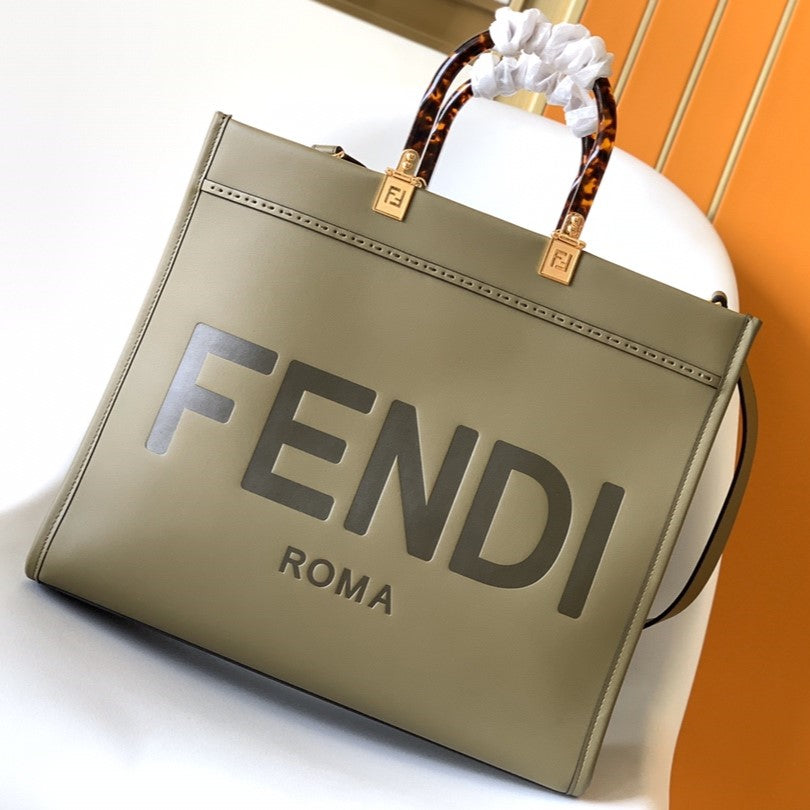 Fendi Sunshine bag – front view