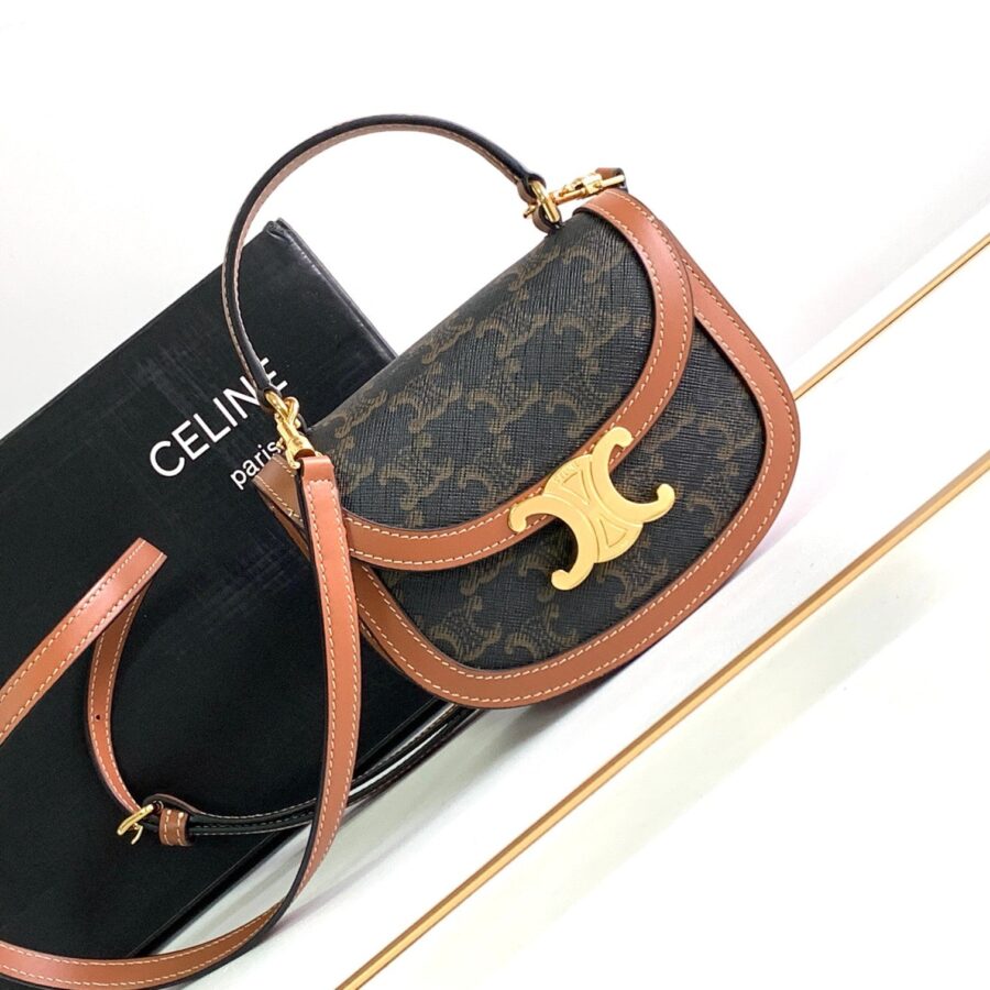 TEEN CHAIN BESACE TRIOMPHE 15.5CM BROWN مونوغرام AND CALFSKIN TAN | Studio Nafay