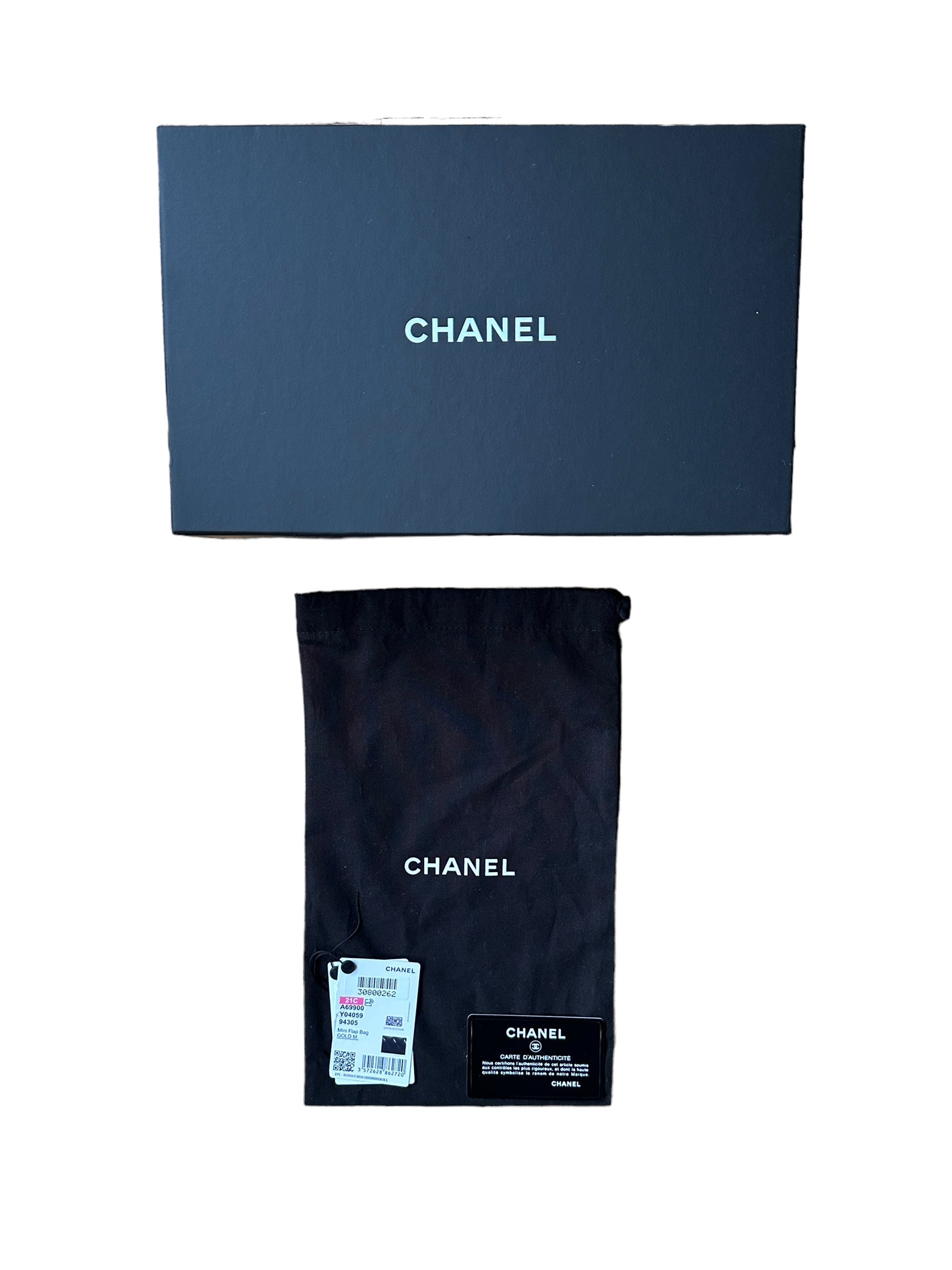 Chanel handbag black – front view