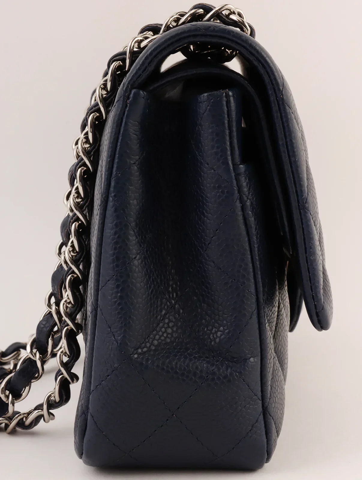 Chanel Chain Bag navy – front view
