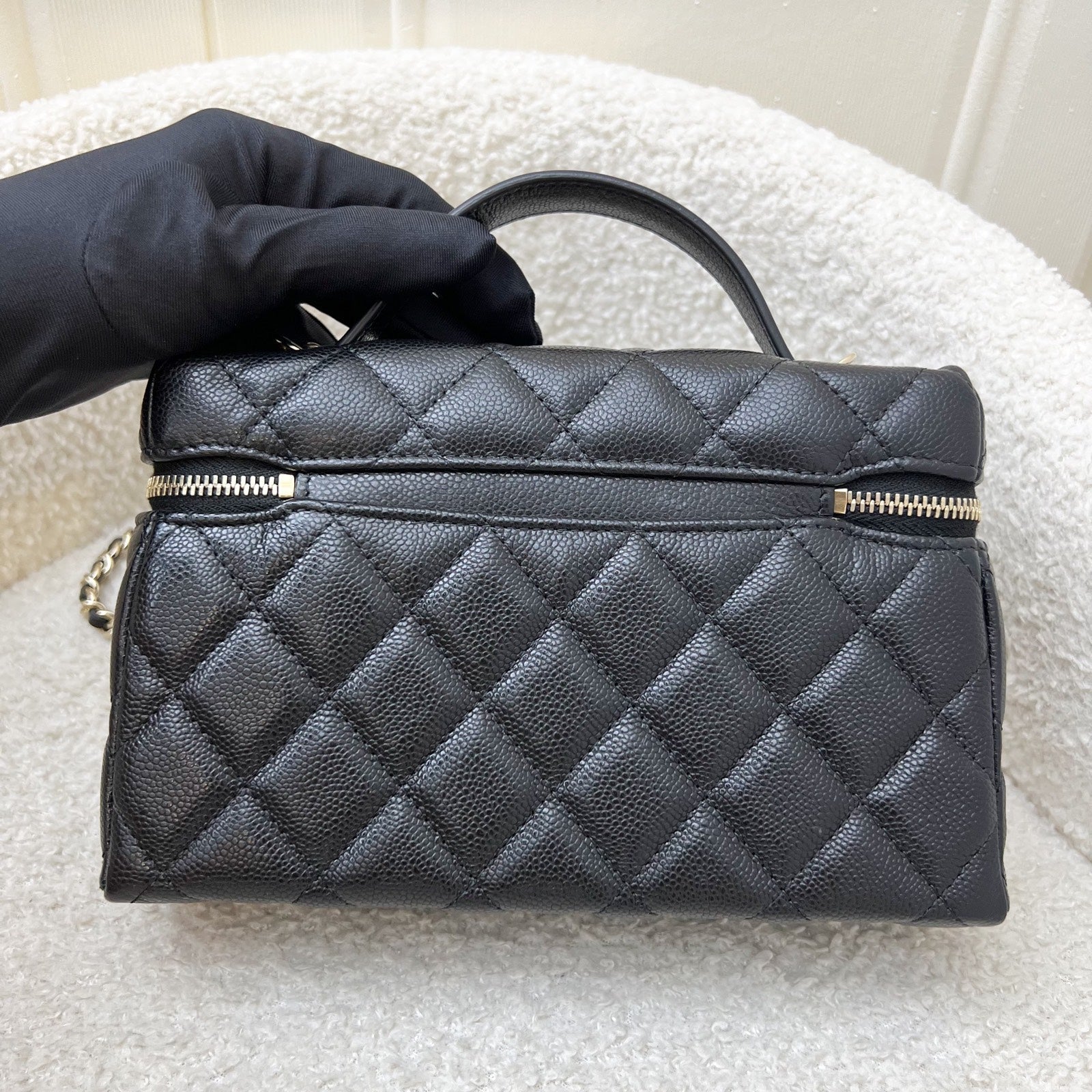 [New Local Jan ] Chanel 25C Vanity / حقيبة سهرة with سلسلة (LP Style Bag) in أسود Caviar and LGHW