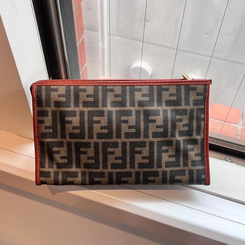 Fendi جلد Pouch Af700 بني حقيبة سهرة